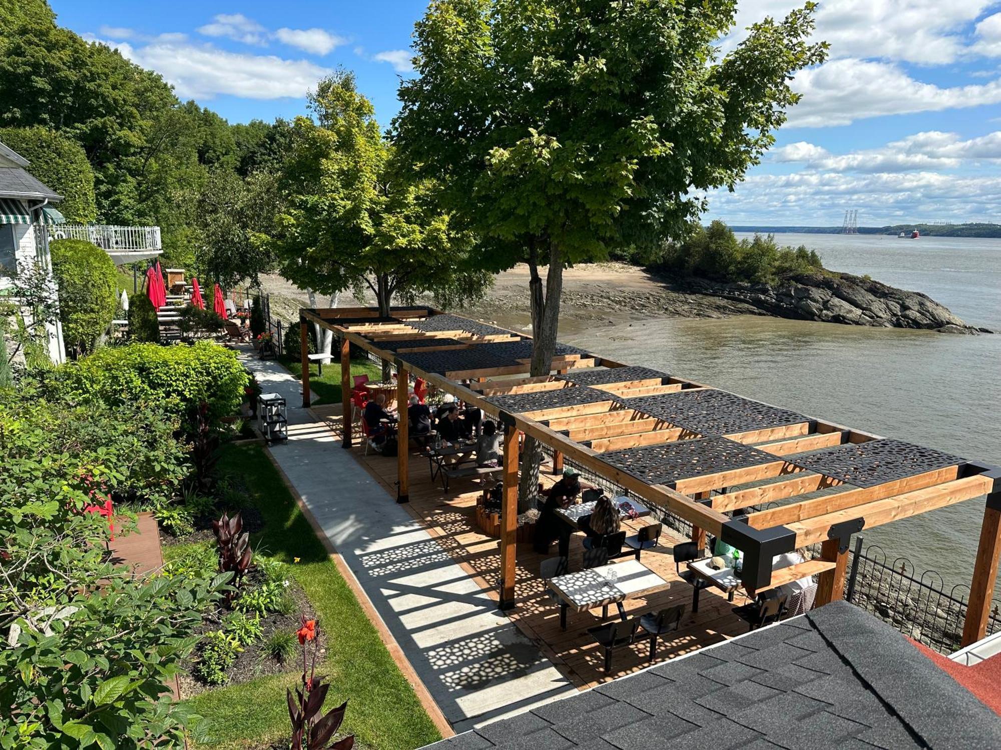 Goéliche hotel et appartement Saint-Laurent-de-l'ile d'Orleans Extérieur photo