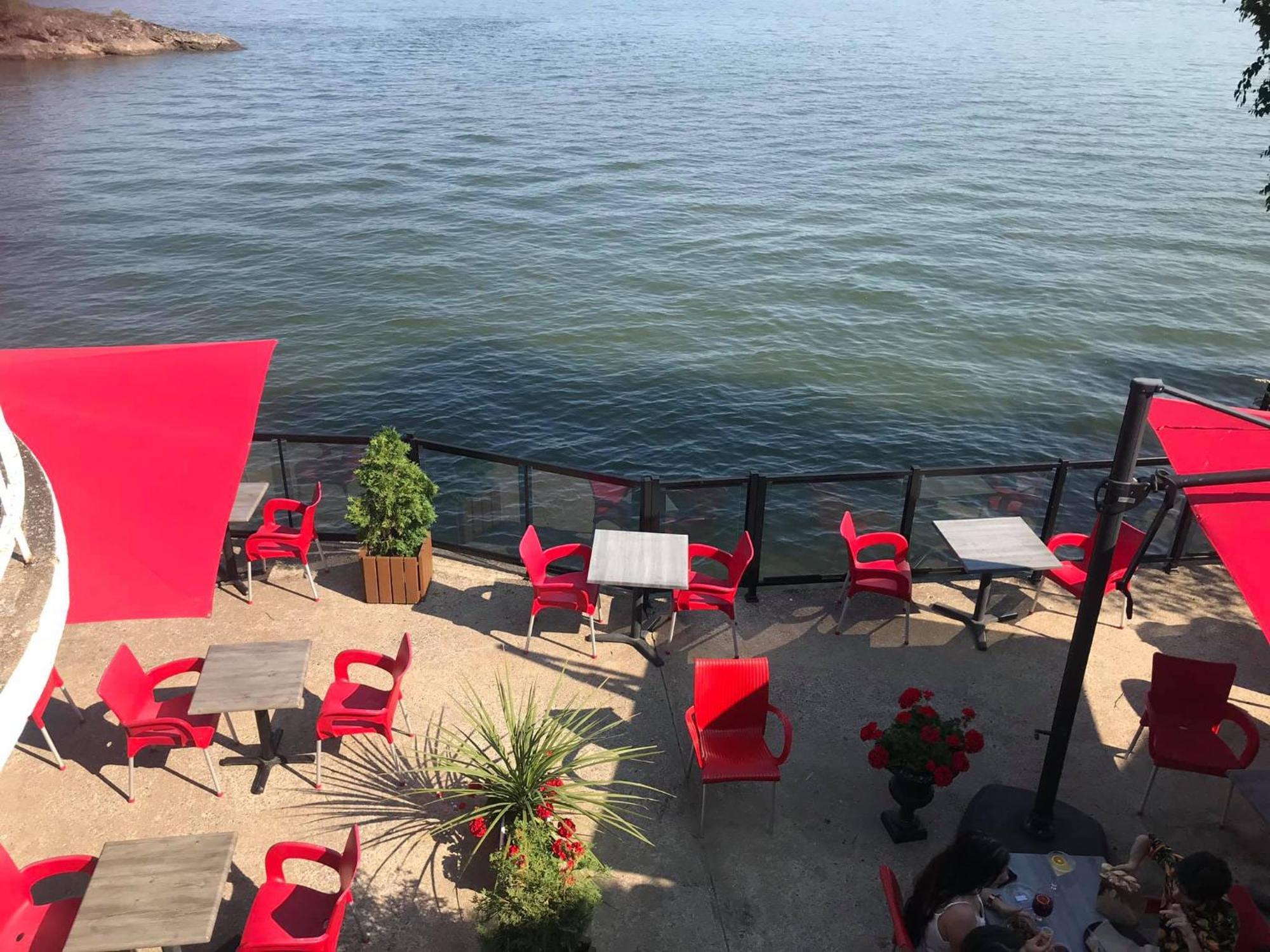 Goéliche hotel et appartement Saint-Laurent-de-l'ile d'Orleans Extérieur photo