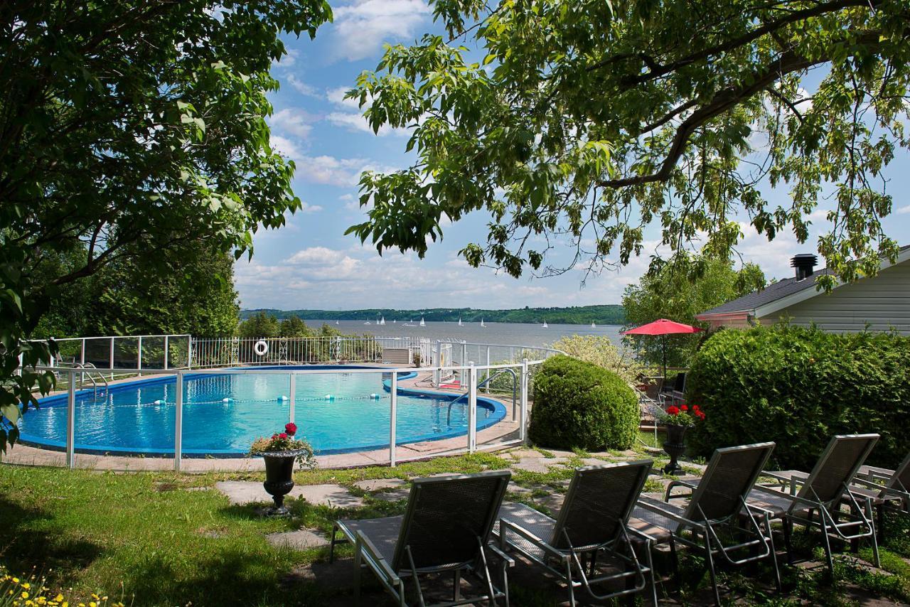 Goéliche hotel et appartement Saint-Laurent-de-l'ile d'Orleans Extérieur photo